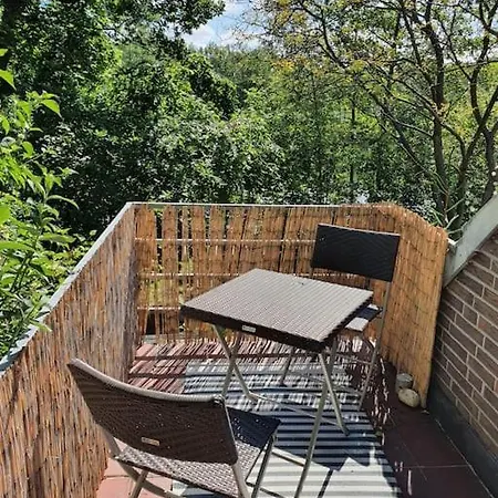 Blauer Mit Optionalem Hot-tub