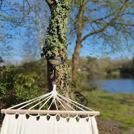 Blauer Mit Optionalem Hot-tub